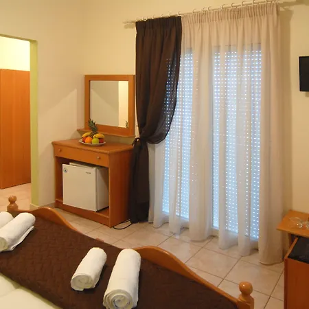 Apollon Hotel 2*