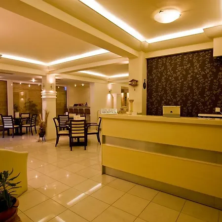 Apollon Hotel 2*